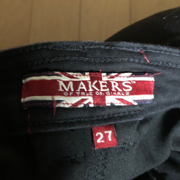 Black high rise skinny jeans⭐️ - Picture 2 of 3